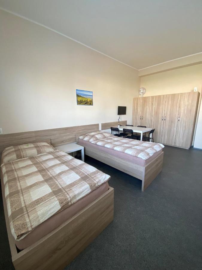 Hostel Hodonín Eksteriør bilde